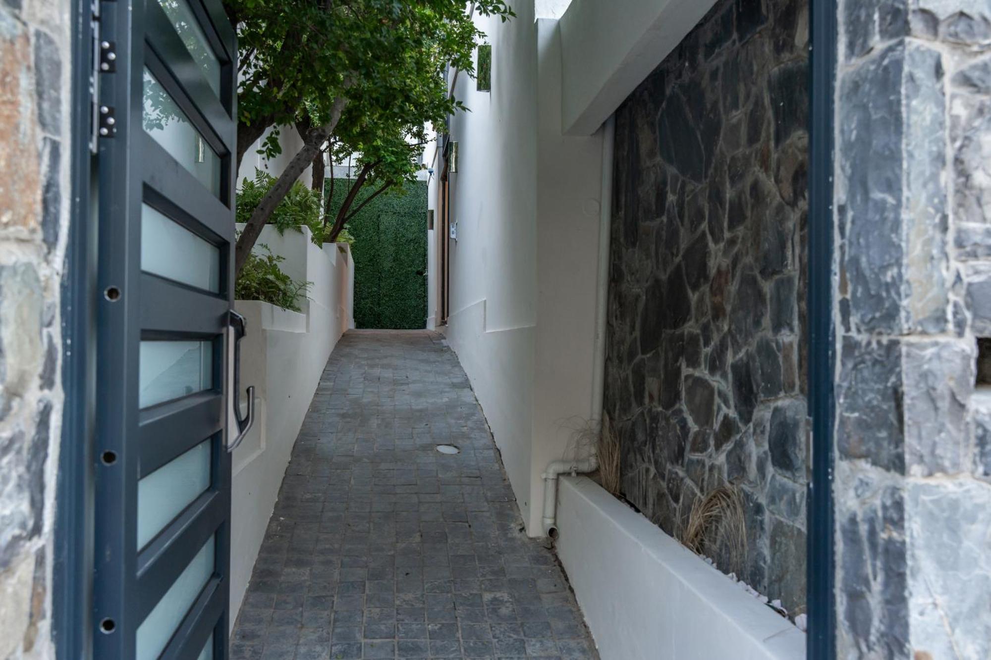 קייפטאון The Lookout - Panoramic 4 Bedroom House With Free Wifi And Pool מראה חיצוני תמונה